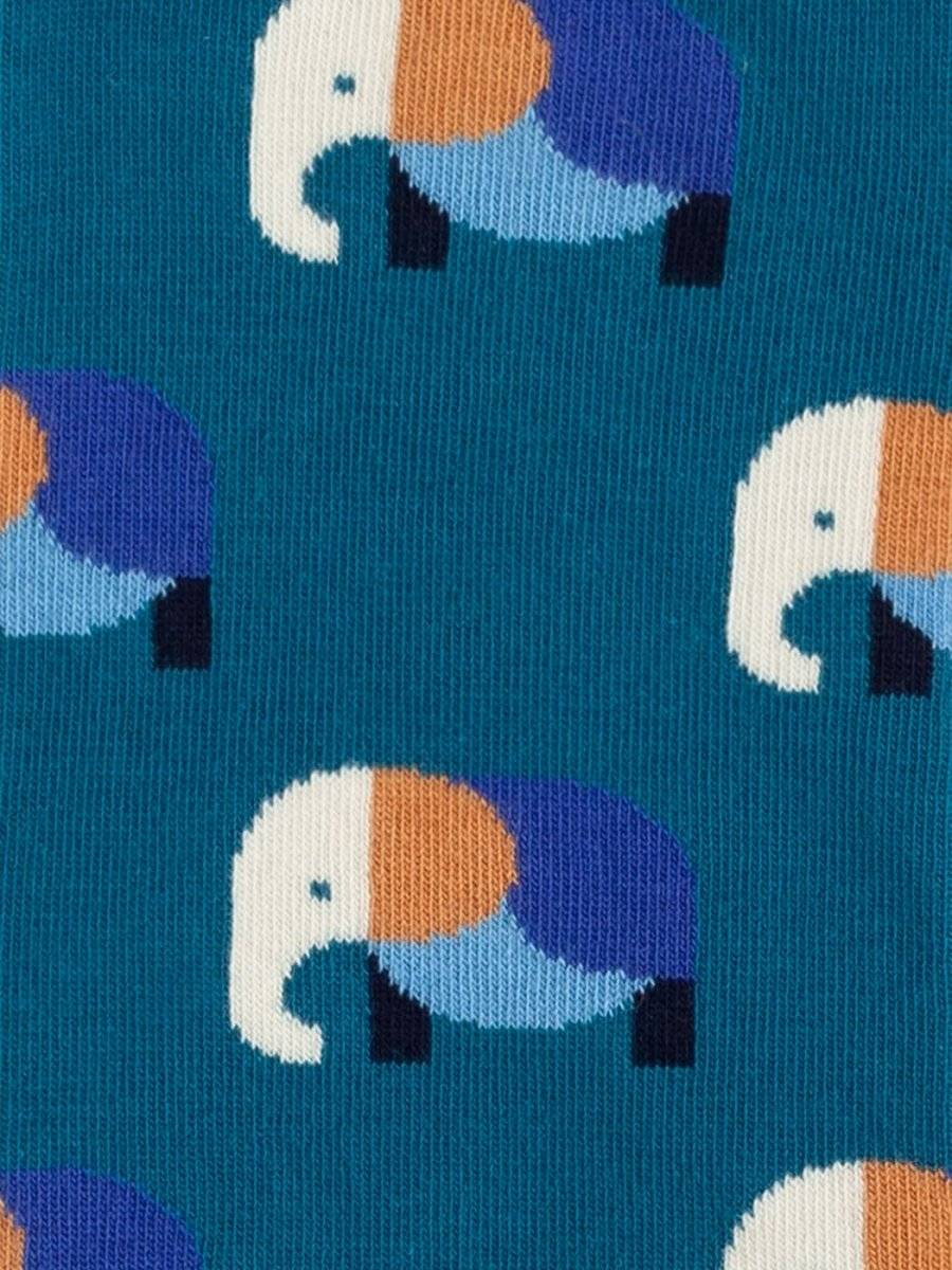 Bunter erhöhter Elefant in bunten Socken